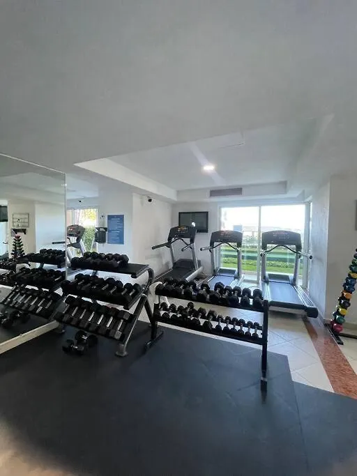 Grand V Beach Front Condo Torre 2000 Puerto Vallarta 0*,