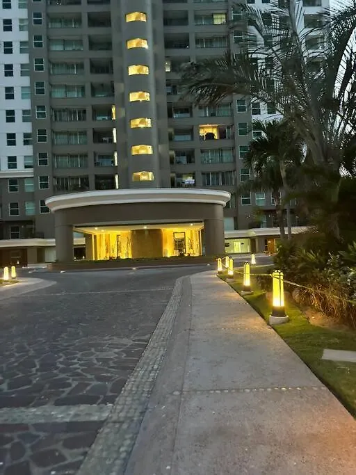 Lejlighed Grand V Beach Front Condo Torre 2000 Puerto Vallarta